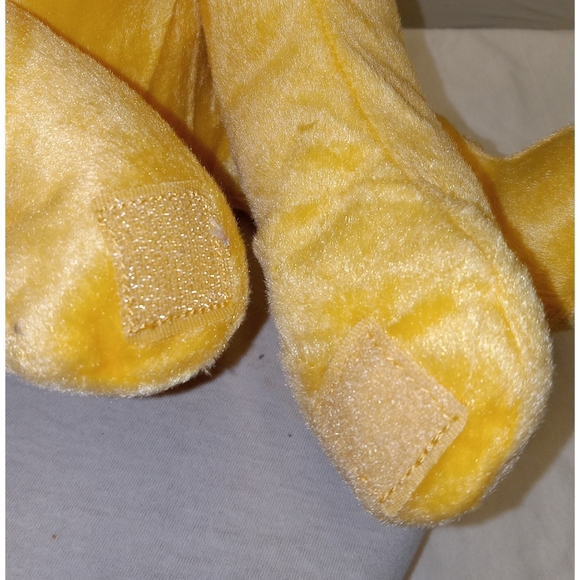 DISNEY WINNIE THE POOH PLUSH TOY WITH VELCRO ARMS - Picture 3 of 4